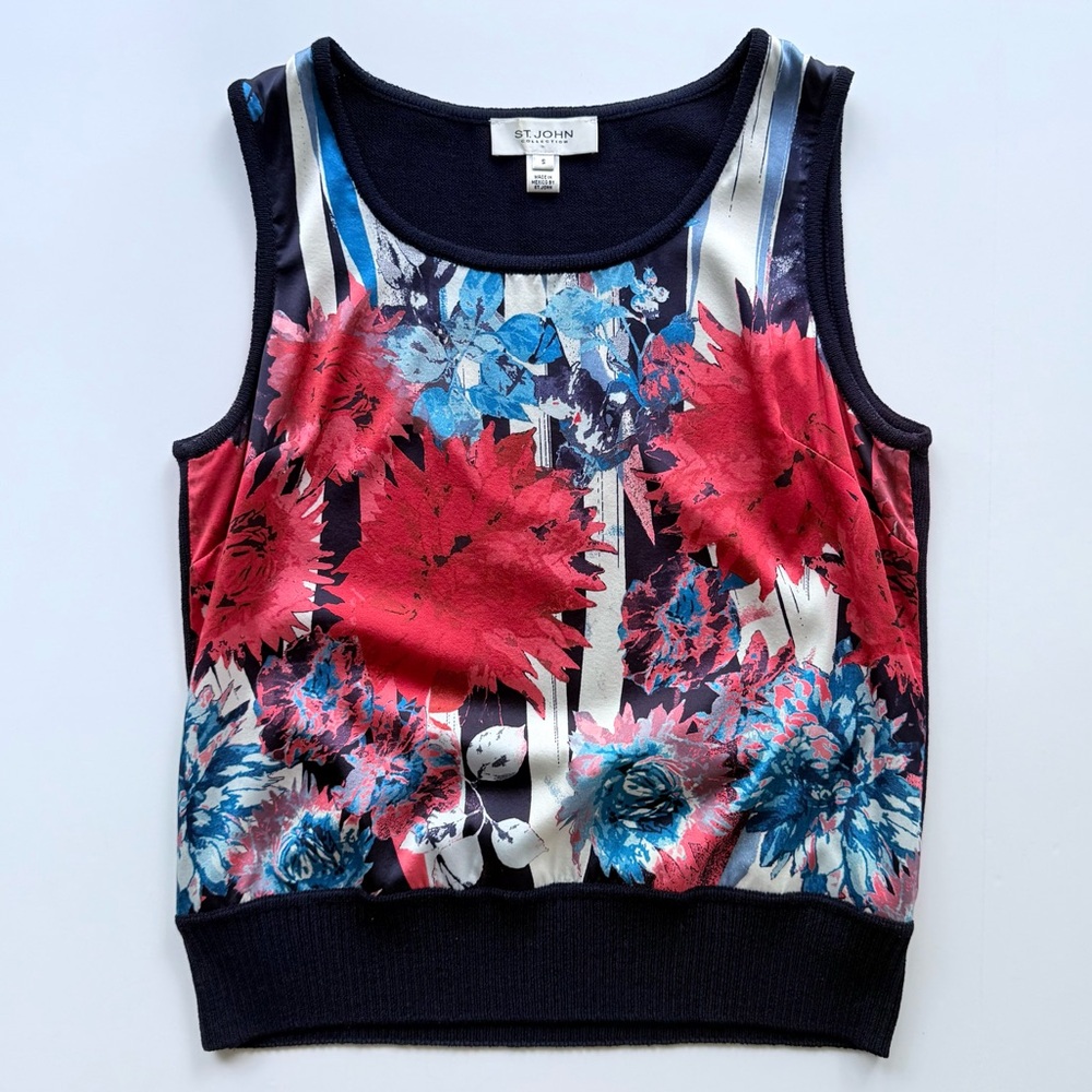 St. John Collection Navy Sleeveless Sweater Tank Shell Silk Red White Floral S